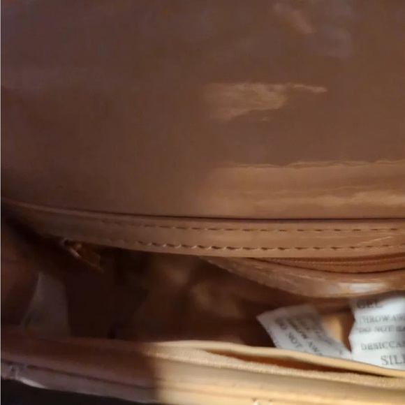 Valentino Orlandi Quilted V-Logo Bag•Gold-chain Strap& Top Handle•NWT MSRP $349 - Picture 3 of 5